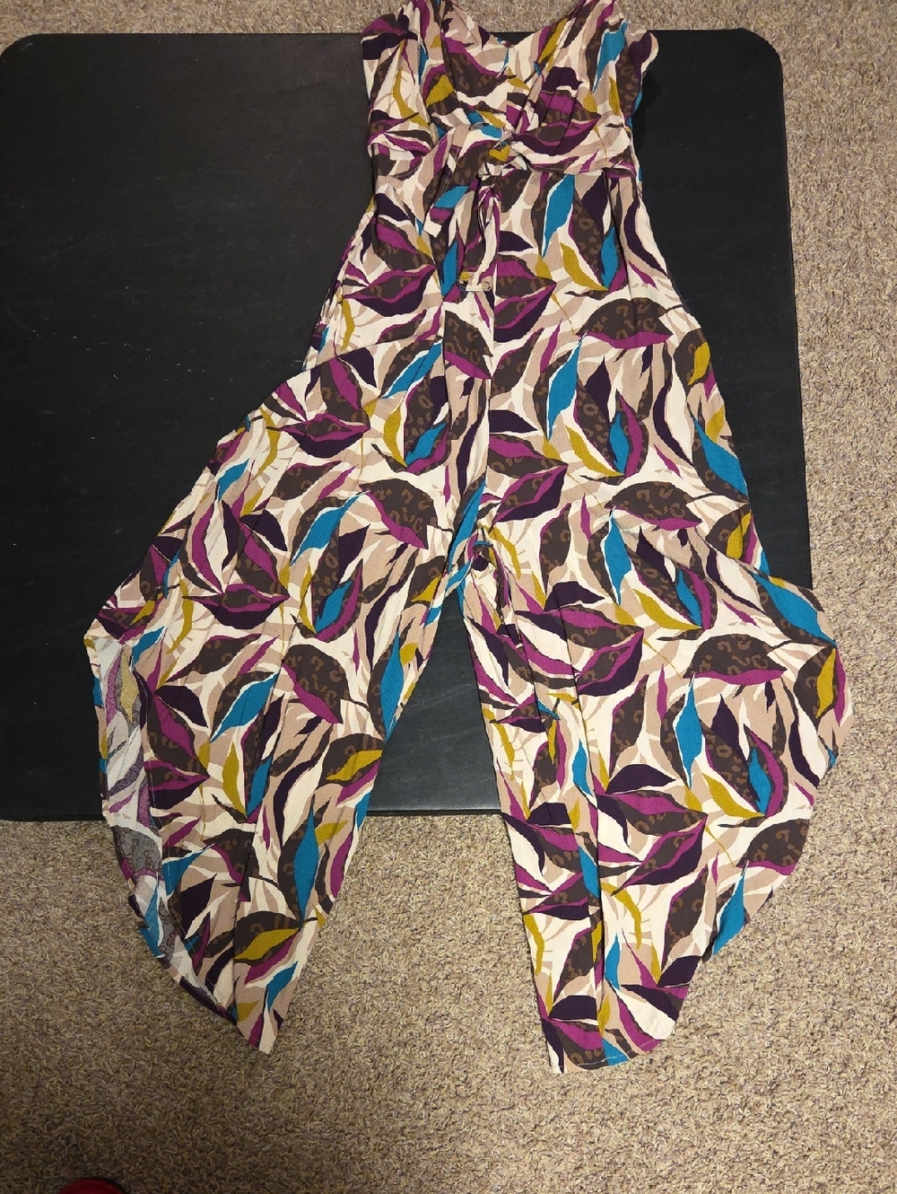 Sleeveless Wide-Leg Printed Jumpsuit in Cream with Multicolor Leaf Motif